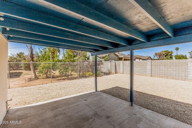 3020 E VIRGINIA Avenue, Phoenix, AZ 85008