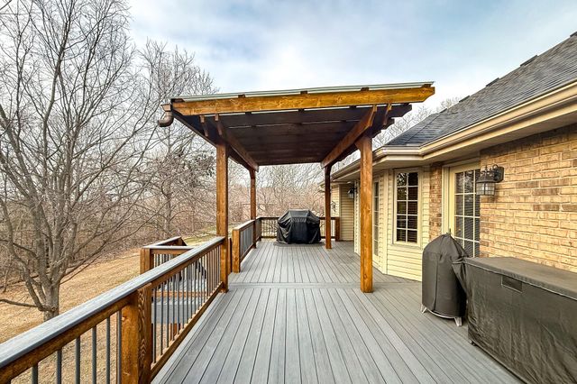 997 S Oak Ridge Road, Nixa, MO 65714