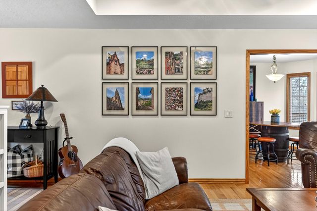 997 S Oak Ridge Road, Nixa, MO 65714