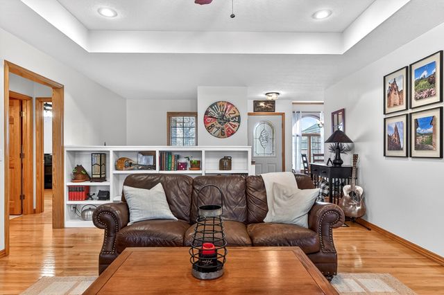 997 S Oak Ridge Road, Nixa, MO 65714