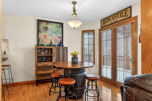 997 S Oak Ridge Road, Nixa, MO 65714