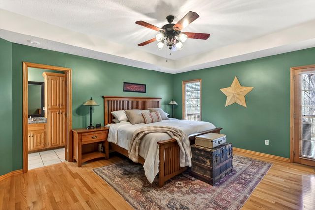 997 S Oak Ridge Road, Nixa, MO 65714