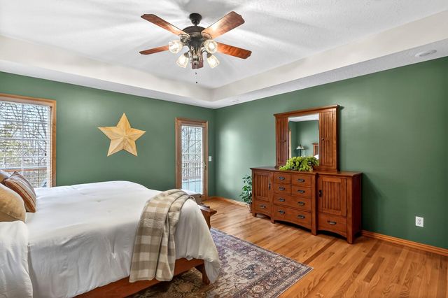 997 S Oak Ridge Road, Nixa, MO 65714