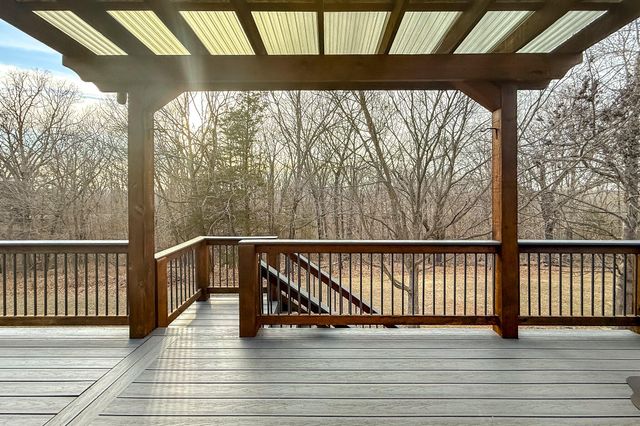 997 S Oak Ridge Road, Nixa, MO 65714