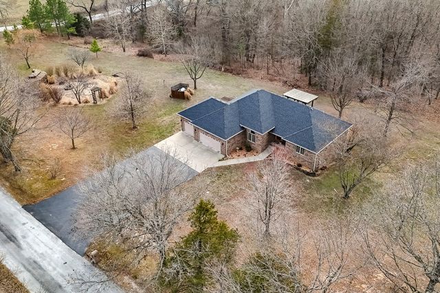 997 S Oak Ridge Road, Nixa, MO 65714