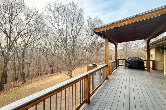 997 S Oak Ridge Road, Nixa, MO 65714