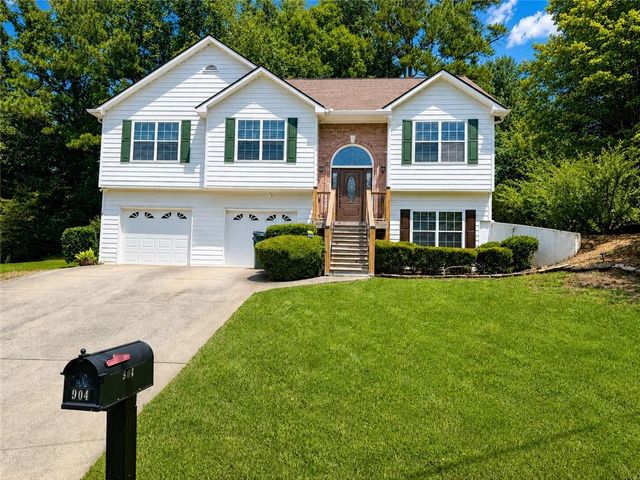 904 Pointers Way, Lawrenceville, GA 30043