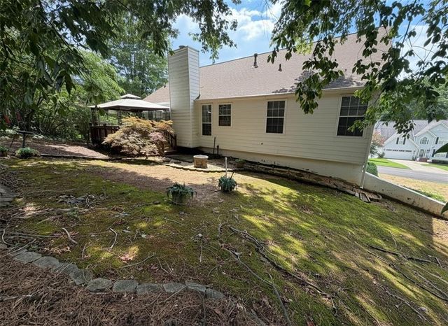 904 Pointers Way, Lawrenceville, GA 30043