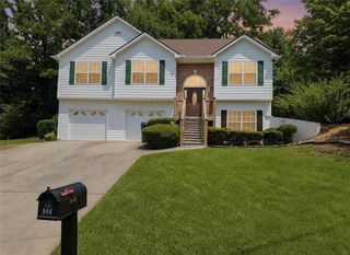 904 Pointers Way, Lawrenceville, GA 30043
