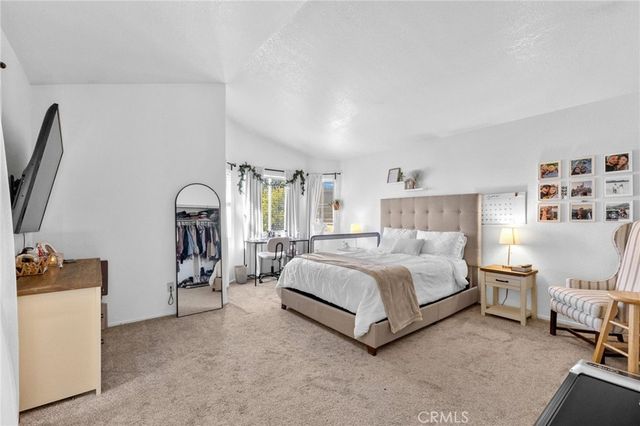 2266 N Forest, Rialto, CA 92377