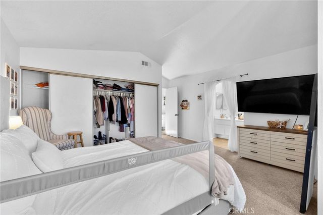 2266 N Forest, Rialto, CA 92377