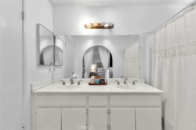 2266 N Forest, Rialto, CA 92377