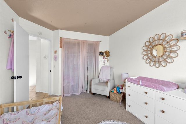 2266 N Forest, Rialto, CA 92377