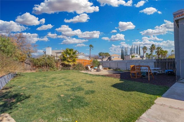2266 N Forest, Rialto, CA 92377