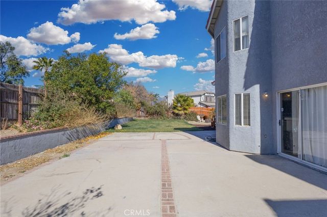 2266 N Forest, Rialto, CA 92377