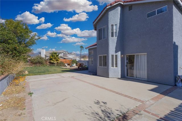 2266 N Forest, Rialto, CA 92377