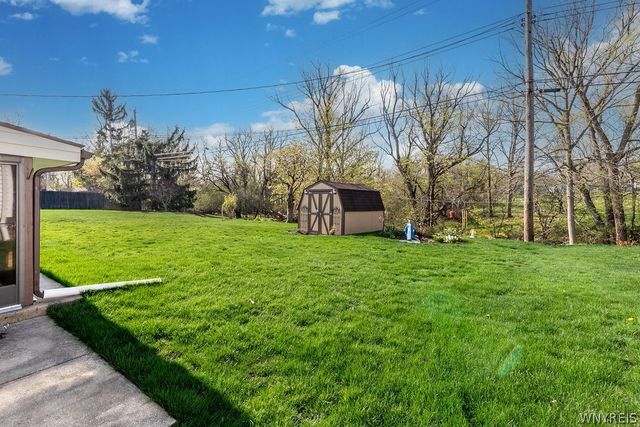 58 Dauer Drive, West Seneca, NY 14224