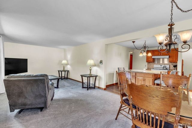 58 Dauer Drive, West Seneca, NY 14224