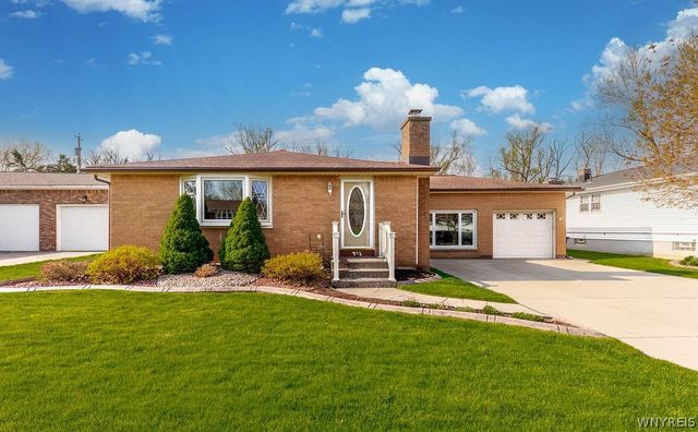 58 Dauer Drive, West Seneca, NY 14224
