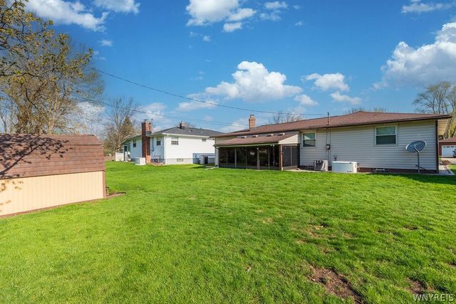 58 Dauer Drive, West Seneca, NY 14224