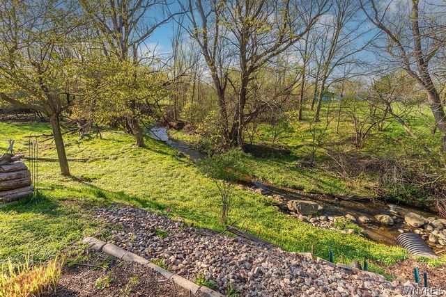 58 Dauer Drive, West Seneca, NY 14224