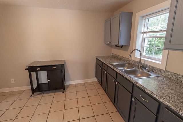 306 W WORLEY ST, Columbia, MO 65203