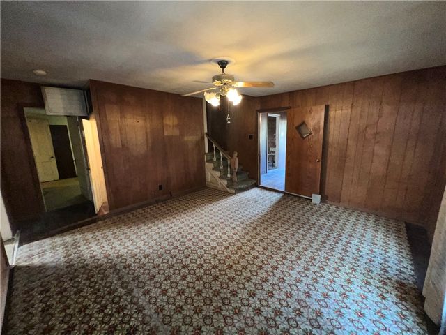 201 N Wiebusch Street, Riesel, TX 76682