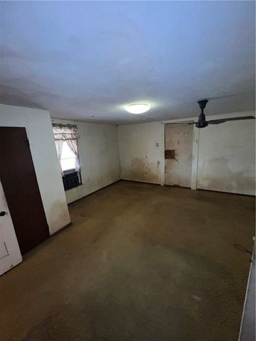 201 N Wiebusch Street, Riesel, TX 76682