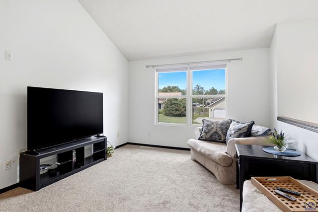 240 E Park DR, Auburn, KS 66402