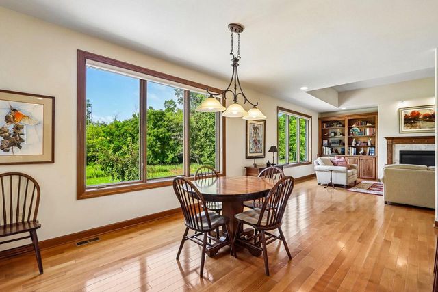 6735 Blue River WAY, Racine, WI 53402