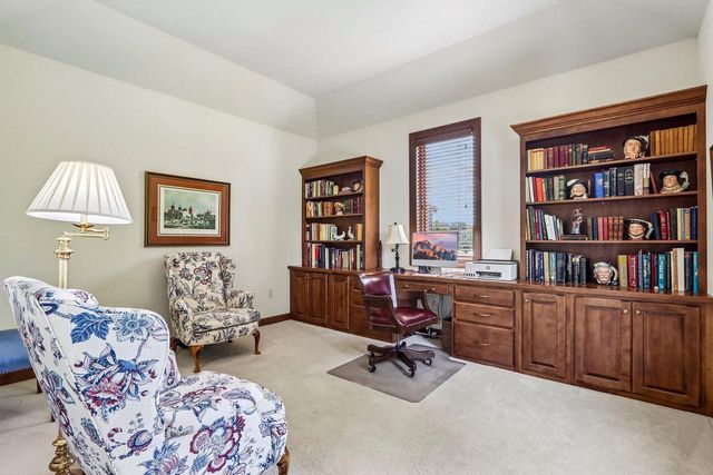 6735 Blue River WAY, Racine, WI 53402