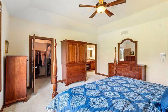 6735 Blue River WAY, Racine, WI 53402