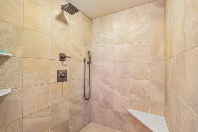 6735 Blue River WAY, Racine, WI 53402