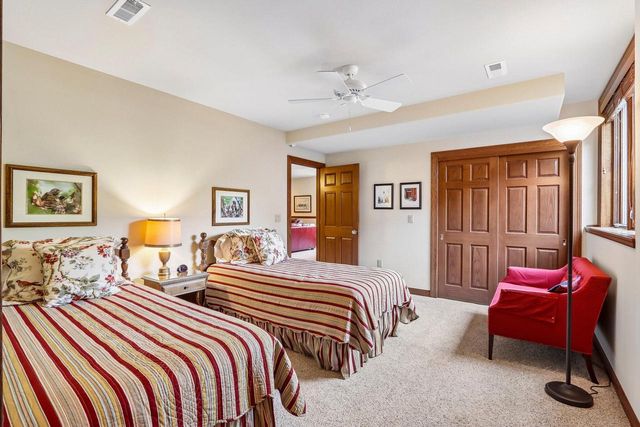 6735 Blue River WAY, Racine, WI 53402