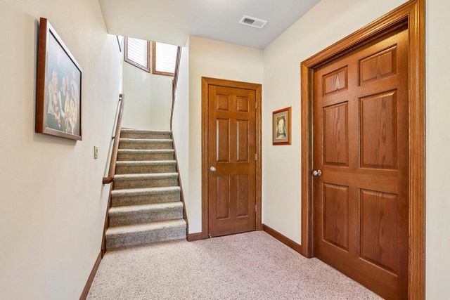 6735 Blue River WAY, Racine, WI 53402