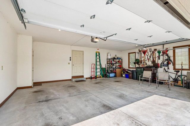 6735 Blue River WAY, Racine, WI 53402
