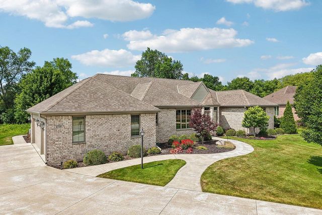 6735 Blue River WAY, Racine, WI 53402
