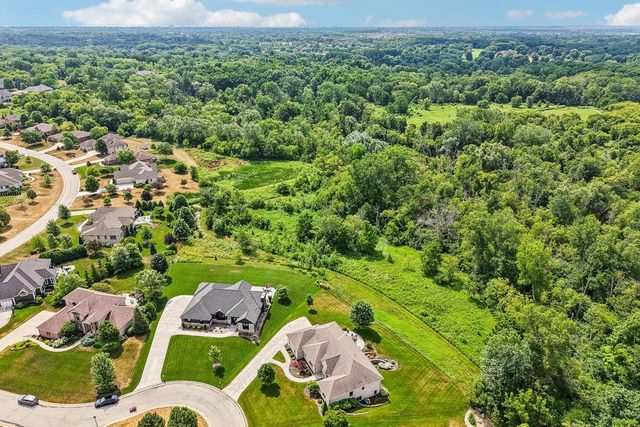6735 Blue River WAY, Racine, WI 53402