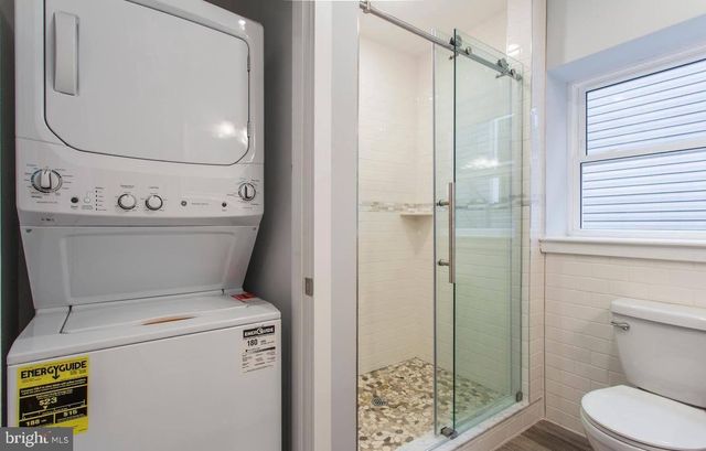 1318 S Broad St Apt 2R, Philadelphia, PA 19146