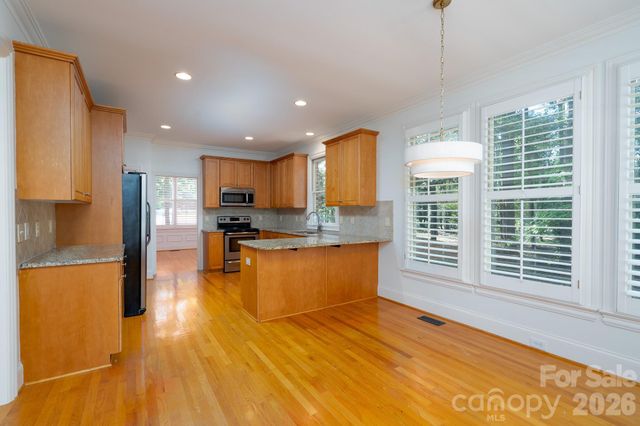 205 Piney Grove Point, New London, NC 28127
