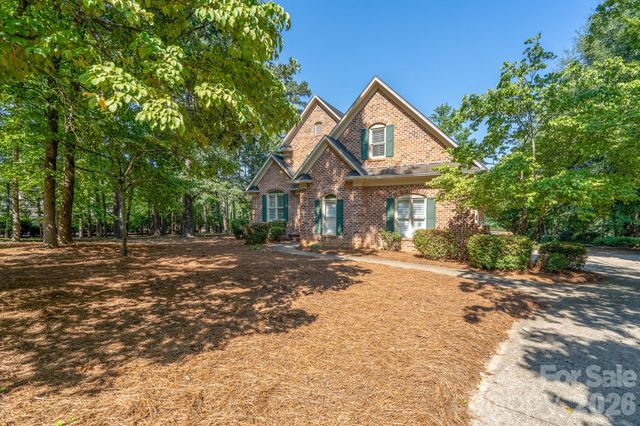 205 Piney Grove Point, New London, NC 28127