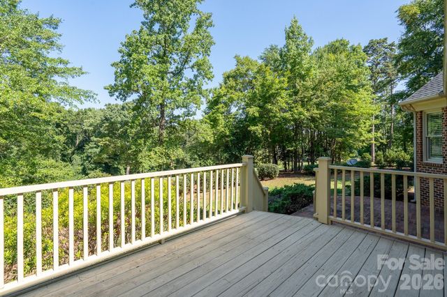 205 Piney Grove Point, New London, NC 28127