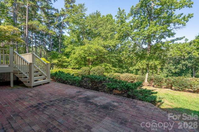 205 Piney Grove Point, New London, NC 28127