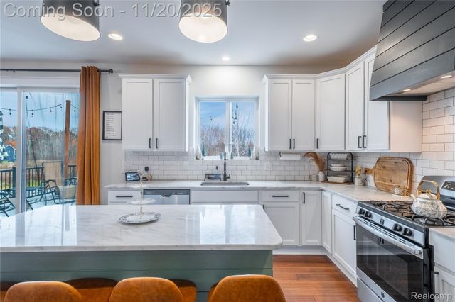 2155 Hidden Ridge Drive, Holly Township, MI 48442