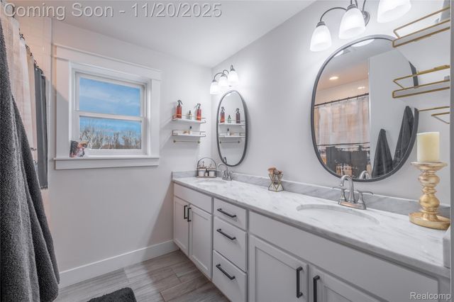 2155 Hidden Ridge Drive, Holly Township, MI 48442