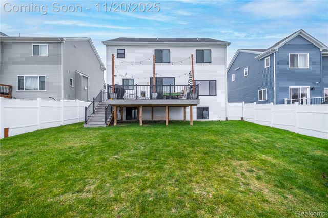 2155 Hidden Ridge Drive, Holly Township, MI 48442