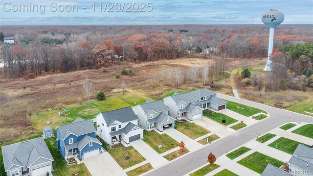 2155 Hidden Ridge Drive, Holly Township, MI 48442