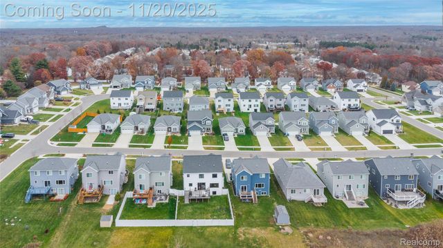 2155 Hidden Ridge Drive, Holly Township, MI 48442