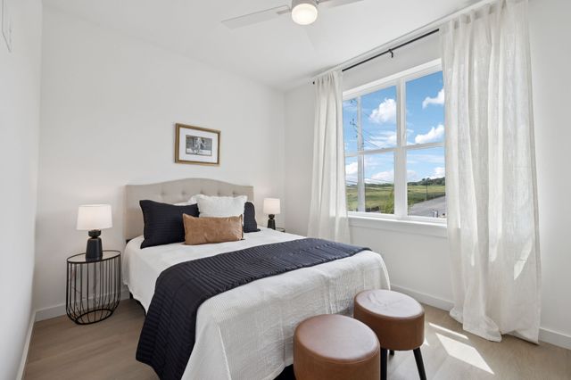 1015 W Trinity Ln Unit 4, Nashville, TN 37218