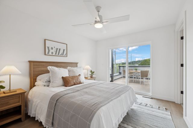 1015 W Trinity Ln Unit 4, Nashville, TN 37218